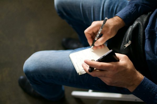 Why Taking Notes is Important and The Effective Way to do It